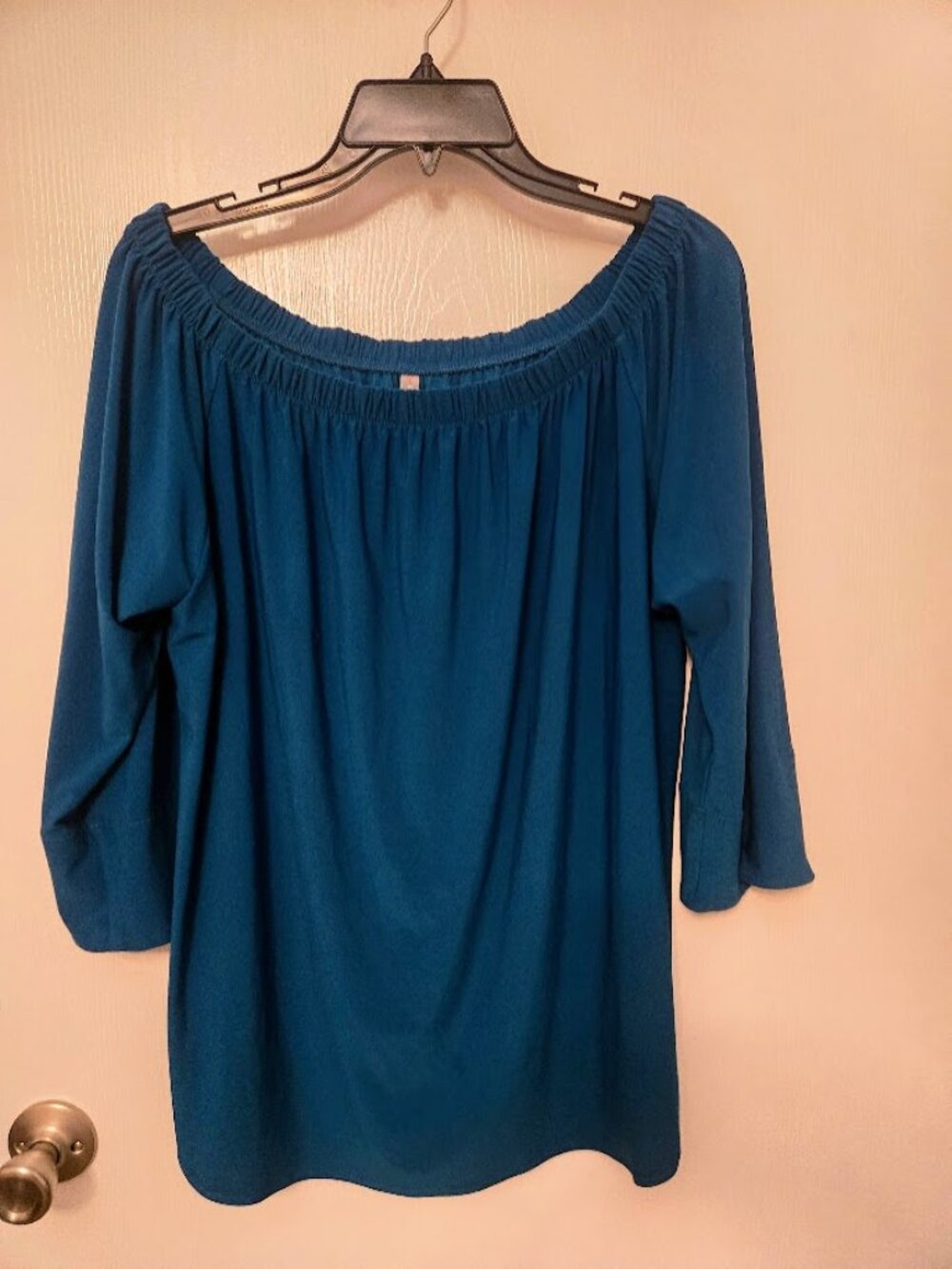 Last Tango cerulean blue off the shoulder top Size L